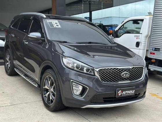 KIA SORENTO 3.3 V6 GASOLINA EX 7L AUTOMATICO KIA SORENTO 3.3 V6 GASOLINA EX 7L AUTOMATICO